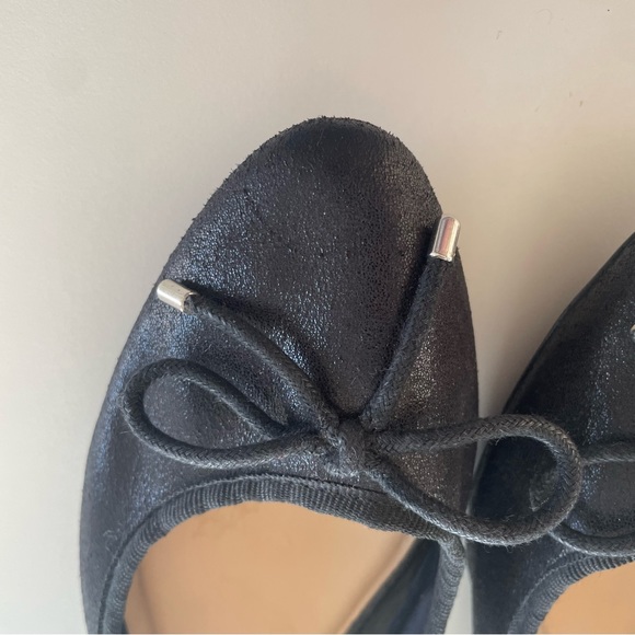 Forever 21 Black Ballet Flats - Picture 3 of 5